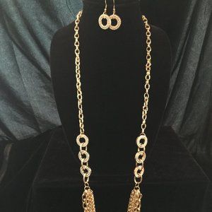 [MPKH] The Melissa NEW Zi Signature Series Collection Necklace and Earrings Set